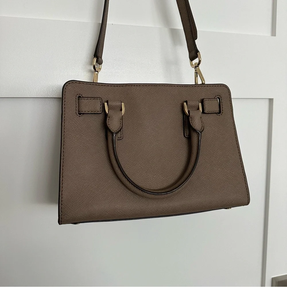 Michael Kors dillon dark Dune, small leather satchel taupe gold accents - Picture 6 of 10